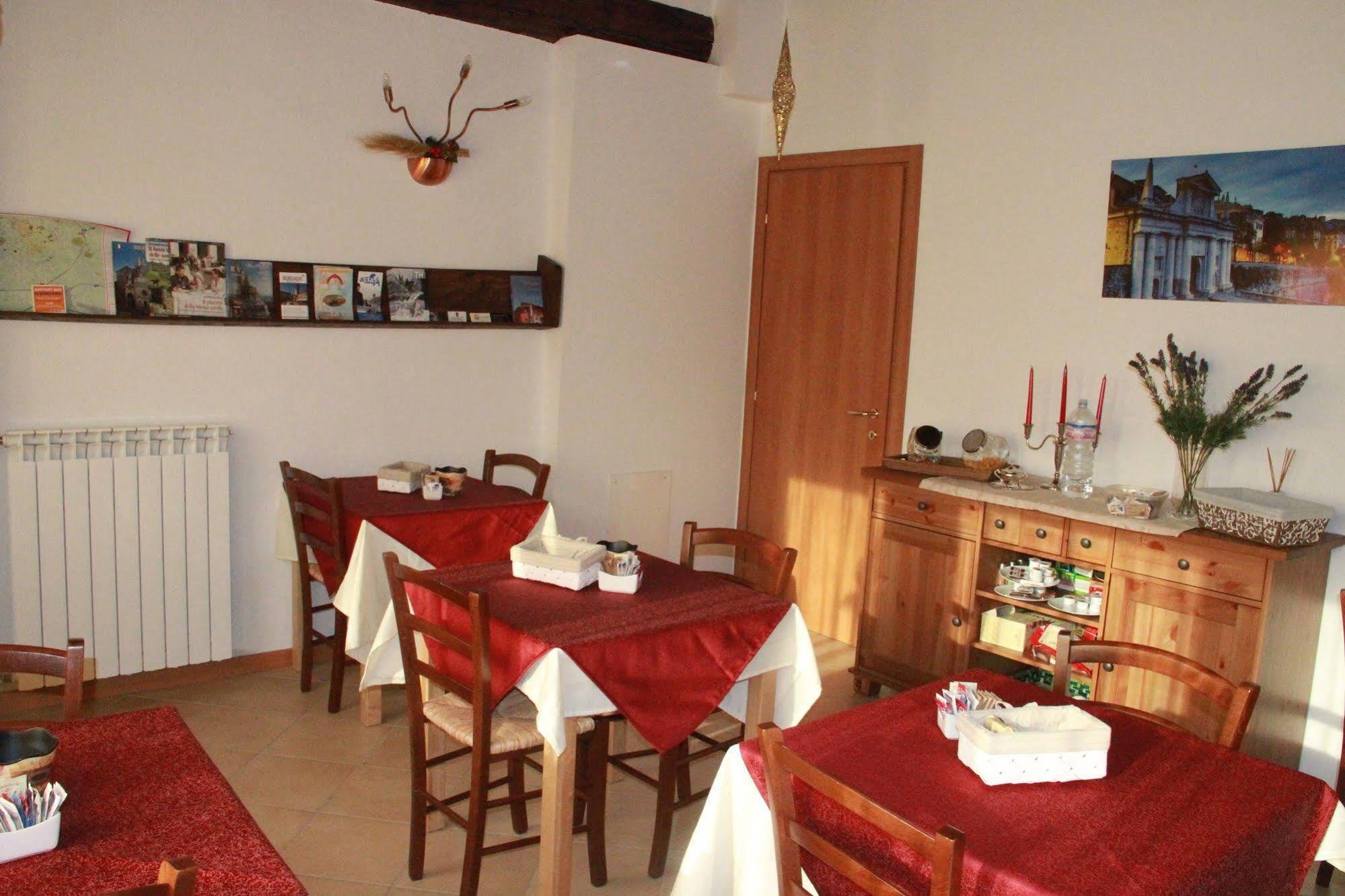 Borghetto Airport/Hospital Bed & Breakfast Bergamo Ngoại thất bức ảnh